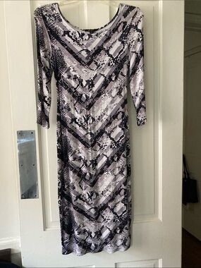 Ella Moss Black & White Abstract-Print Midi Dress